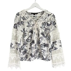 White House Black Market Dolman Sleeve Lace Blouse White‎ Purple Size Small